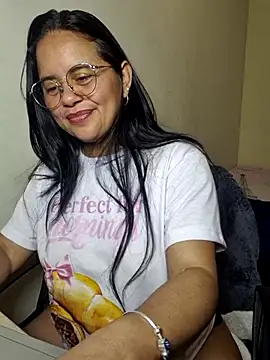 Miss  kendra  online show from 1, 11, 2025