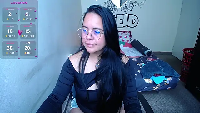 Snapshot of Miss__kendra_ chatting on 21, 12, 2025 Miss kendra online show from 21, 12, 2025