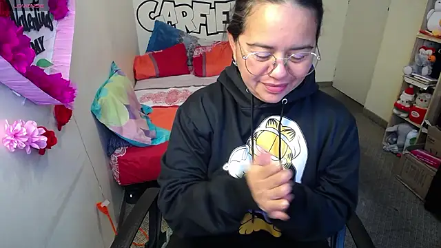 Snapshot of Miss__kendra_ chatting on 12, 2, 2026 Miss kendra online show from 12, 2, 2026