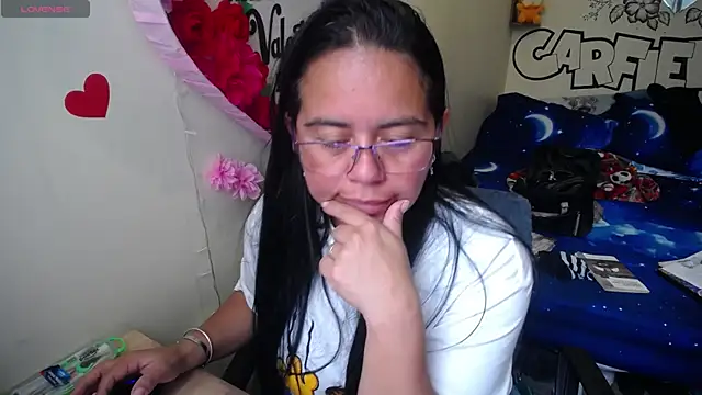 Snapshot of Miss__kendra_ chatting on 16, 4, 2026 Miss kendra online show from 16, 4, 2026