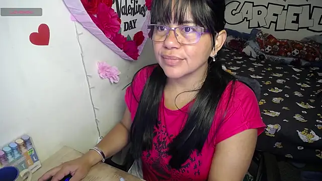 Snapshot of Miss__kendra_ chatting on 15, 5, 2026 Miss kendra online show from 15, 5, 2026