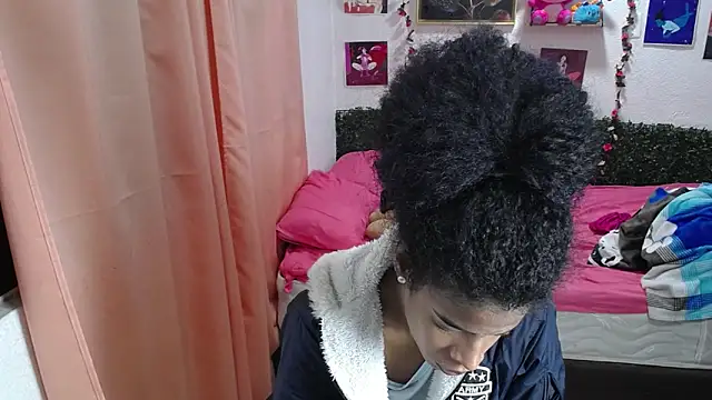 Snapshot of thianahorny chatting on 30, 5, 2026 thianahorny online show from 30, 5, 2026