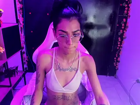 KarlaSlutSkinny   online show from 20, 2, 2026