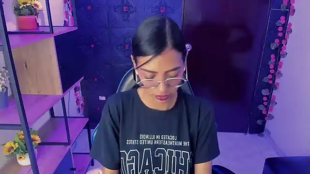 KarlaSlutSkinny   online show from 11, 7, 2026