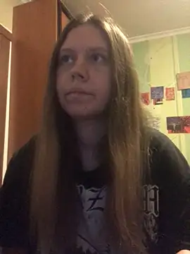 Snapshot of LunaVirelle chatting on 18, 4, 2026 LunaVirelle online show from 18, 4, 2026