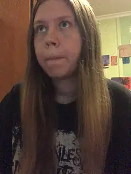 Snapshot of LunaVirelle chatting on 19, 5, 2026 LunaVirelle online show from 19, 5, 2026