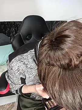 Lucy colee online show from 27, 2, 2026