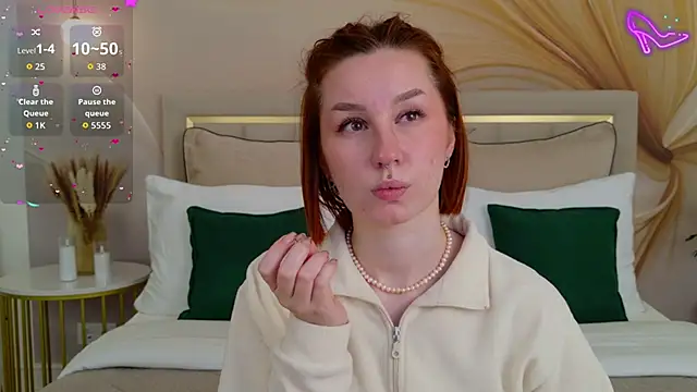 ClaireMathis online show from 24, 3, 2026