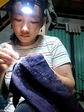 Snapshot of gio-thu chatting on 26, 6, 2026 gio-thu online show from 26, 6, 2026