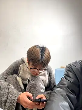 KK-cuteboy online show from 11, 11, 2025