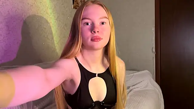 Snapshot of RaguelNicksons chatting on 11, 10, 2025 RaguelNicksons online show from 11, 10, 2025