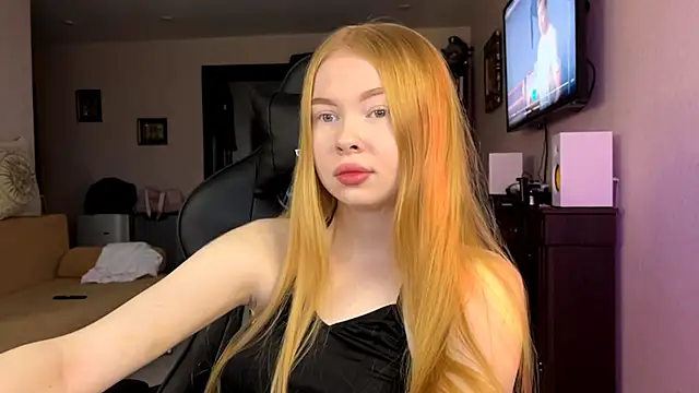 Snapshot of RaguelNicksons chatting on 13, 11, 2025 RaguelNicksons online show from 13, 11, 2025