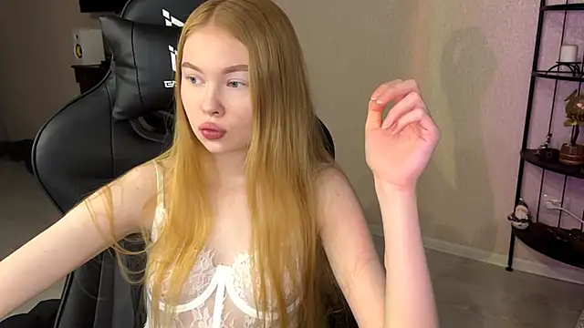 Snapshot of RaguelNicksons chatting on 1, 12, 2025 RaguelNicksons online show from 1, 12, 2025