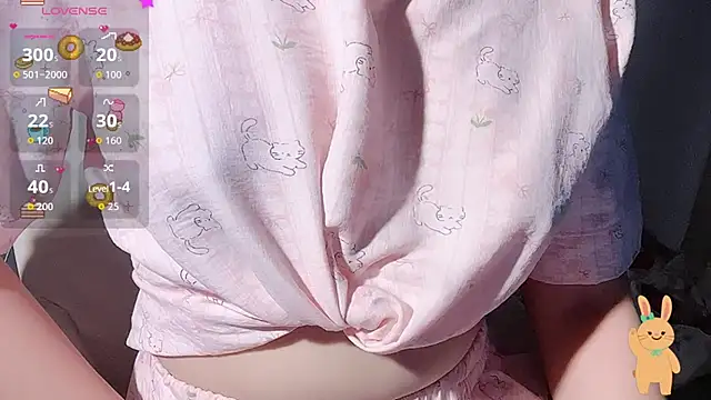 Snapshot of BeChinh_Lee chatting on 12, 10, 2025 BeChinh Lee online show from 12, 10, 2025