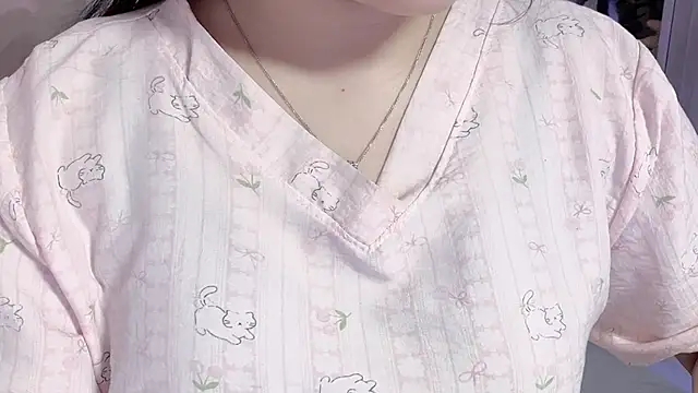 Snapshot of BeChinh_Lee chatting on 2, 7, 2026 BeChinh Lee online show from 2, 7, 2026