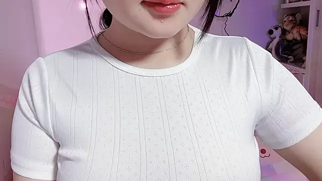 Snapshot of BeChinh_Lee chatting on 12, 7, 2026 BeChinh Lee online show from 12, 7, 2026