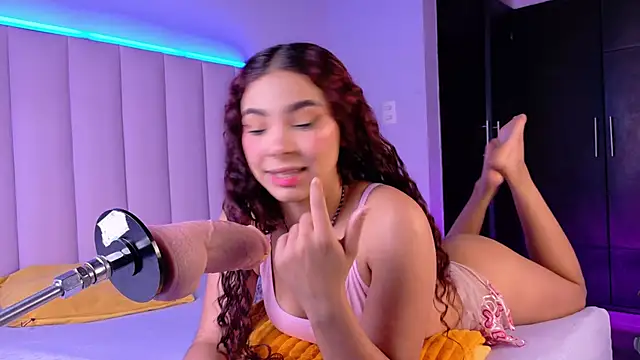 NatalieHeaveen online show from 13, 11, 2025