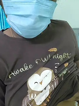 Snapshot of Mo_Nisha chatting on 11, 10, 2025 Mo Nisha online show from 11, 10, 2025