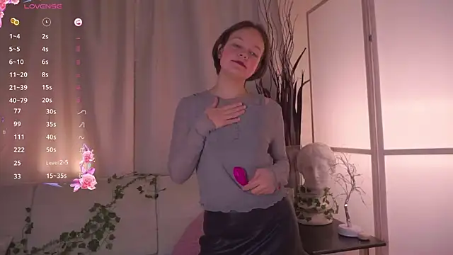 VeliaRogoff online show from 7, 11, 2025