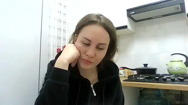 Snapshot of MeadowEyes chatting on 21, 4, 2026 MeadowEyes online show from 21, 4, 2026