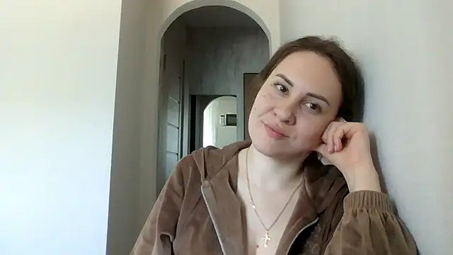 Snapshot of MeadowEyes chatting on 5, 5, 2026 MeadowEyes online show from 5, 5, 2026