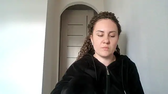 Snapshot of MeadowEyes chatting on 30, 5, 2026 MeadowEyes online show from 30, 5, 2026