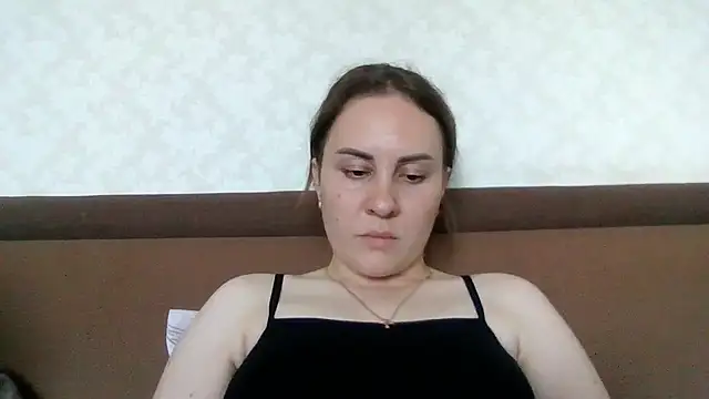 Snapshot of MeadowEyes chatting on 17, 6, 2026 MeadowEyes online show from 17, 6, 2026