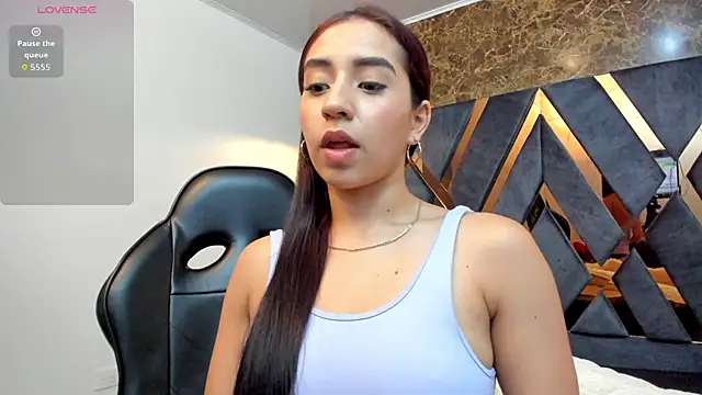 Vittoria Conti  online show from 1, 12, 2025