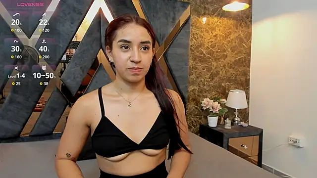 Snapshot of Vittoria_Conti_ chatting on 8, 4, 2026 Vittoria Conti online show from 8, 4, 2026