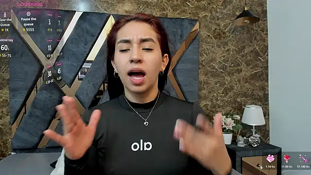 Snapshot of Vittoria_Conti_ chatting on 9, 4, 2026 Vittoria Conti online show from 9, 4, 2026