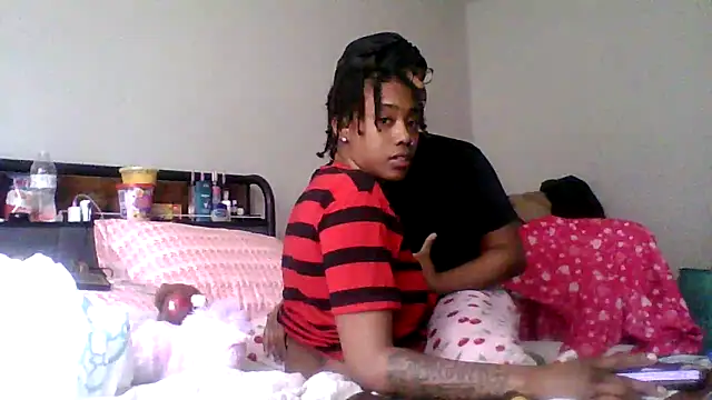 Snapshot of dezzidavill chatting on 16, 2, 2026 dezzidavill online show from 16, 2, 2026