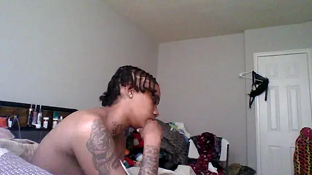 Snapshot of dezzidavill chatting on 1, 3, 2026 dezzidavill online show from 1, 3, 2026