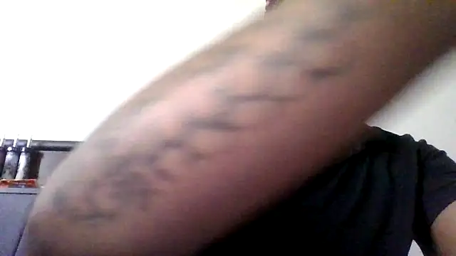 dezzidavill online show from 18, 4, 2026