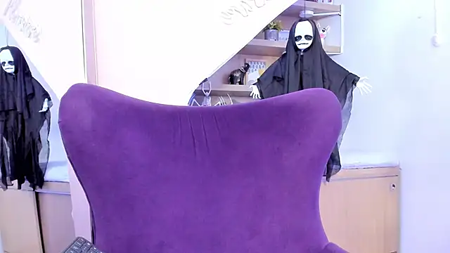 Sasha Grace online show from 25, 10, 2025