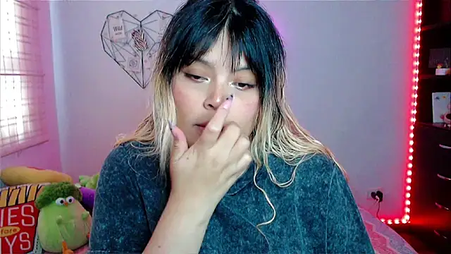 Snapshot of EllieMoonX chatting on 20, 2, 2026 EllieMoonX online show from 20, 2, 2026