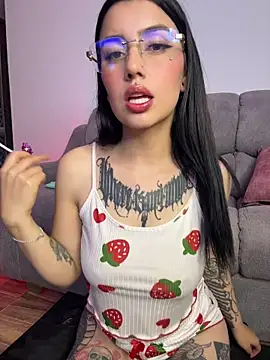 Lucy 699 online show from 15, 5, 2026