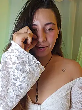 Snapshot of Meganthomson chatting on 12, 5, 2026 Meganthomson online show from 12, 5, 2026