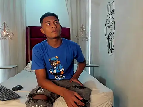 MorenitoDigno online show from 29, 10, 2025