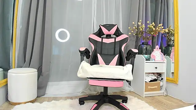 SundyRose online show from 9, 1, 2026