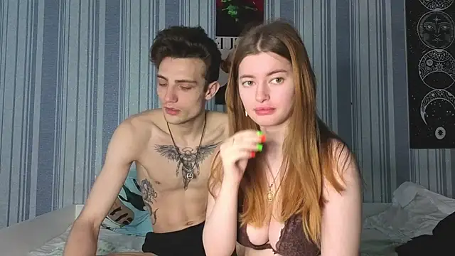 EmiliaCouple online show from 15, 5, 2026