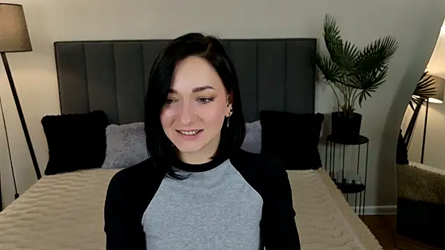 Snapshot of BaileeLynn chatting on 4, 5, 2026 BaileeLynn online show from 4, 5, 2026