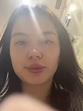 FluffKitty online show from 5, 12, 2025