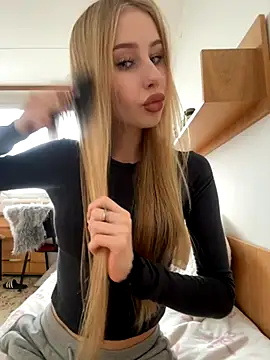 JudithCarly online show from 26, 11, 2025