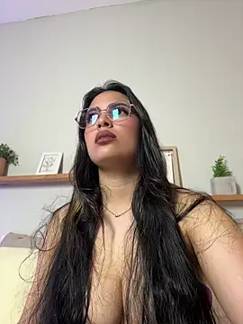 Snapshot of shainadavis chatting on 16, 6, 2026 shainadavis online show from 16, 6, 2026