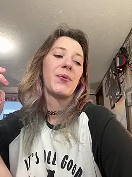 Snapshot of Mustbethemoney1234 chatting on 22, 11, 2025 Mustbethemoney1234 online show from 22, 11, 2025