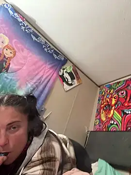 Snapshot of Mustbethemoney1234 chatting on 7, 4, 2026 Mustbethemoney1234 online show from 7, 4, 2026