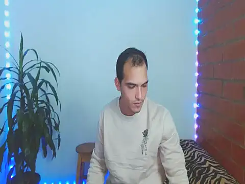 Maax3023 online show from 28, 10, 2025