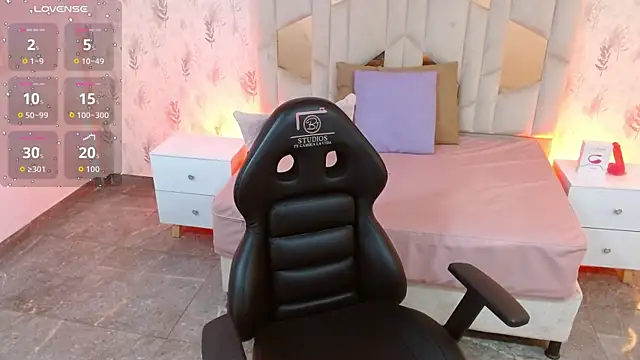 MARIANA TAY1 online show from 20, 10, 2025