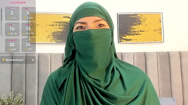  naylaa  online show from 8, 11, 2025