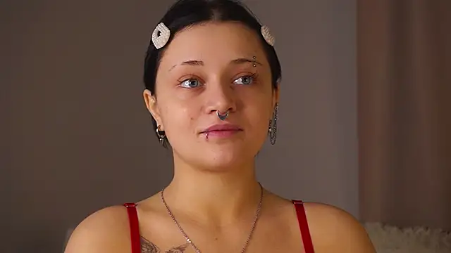 TraciBasco online show from 22, 4, 2026